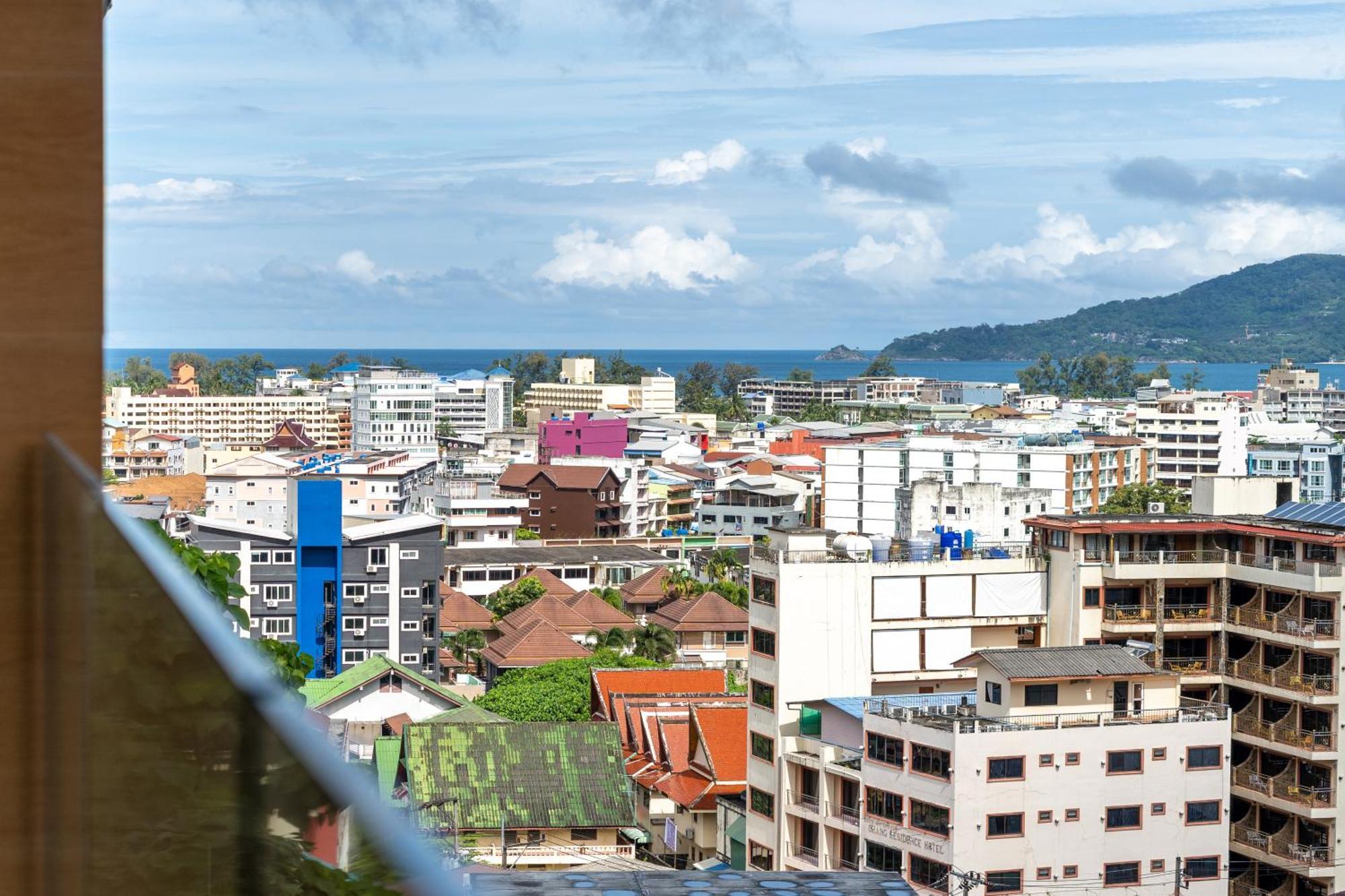 Three Monkeys Villas Patong Exterior photo